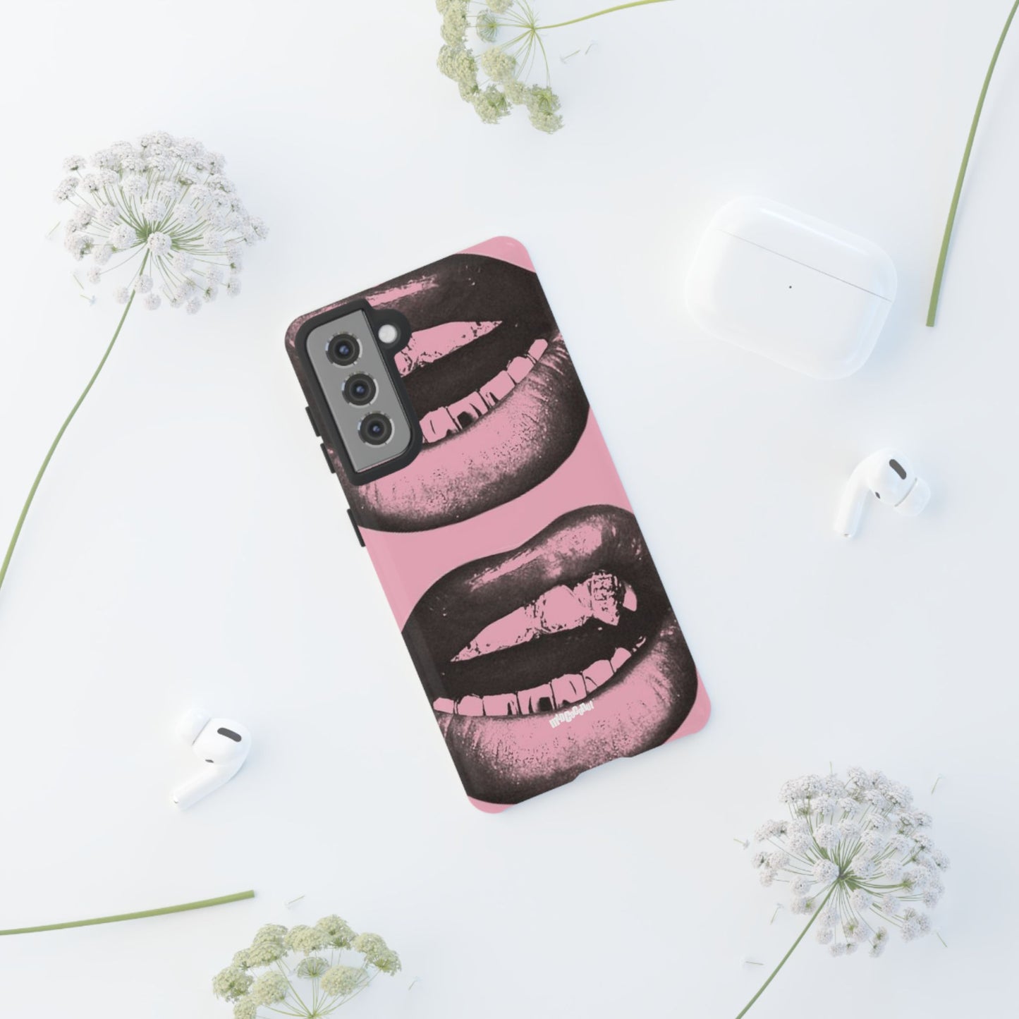 Don't Touch Me, I Bite