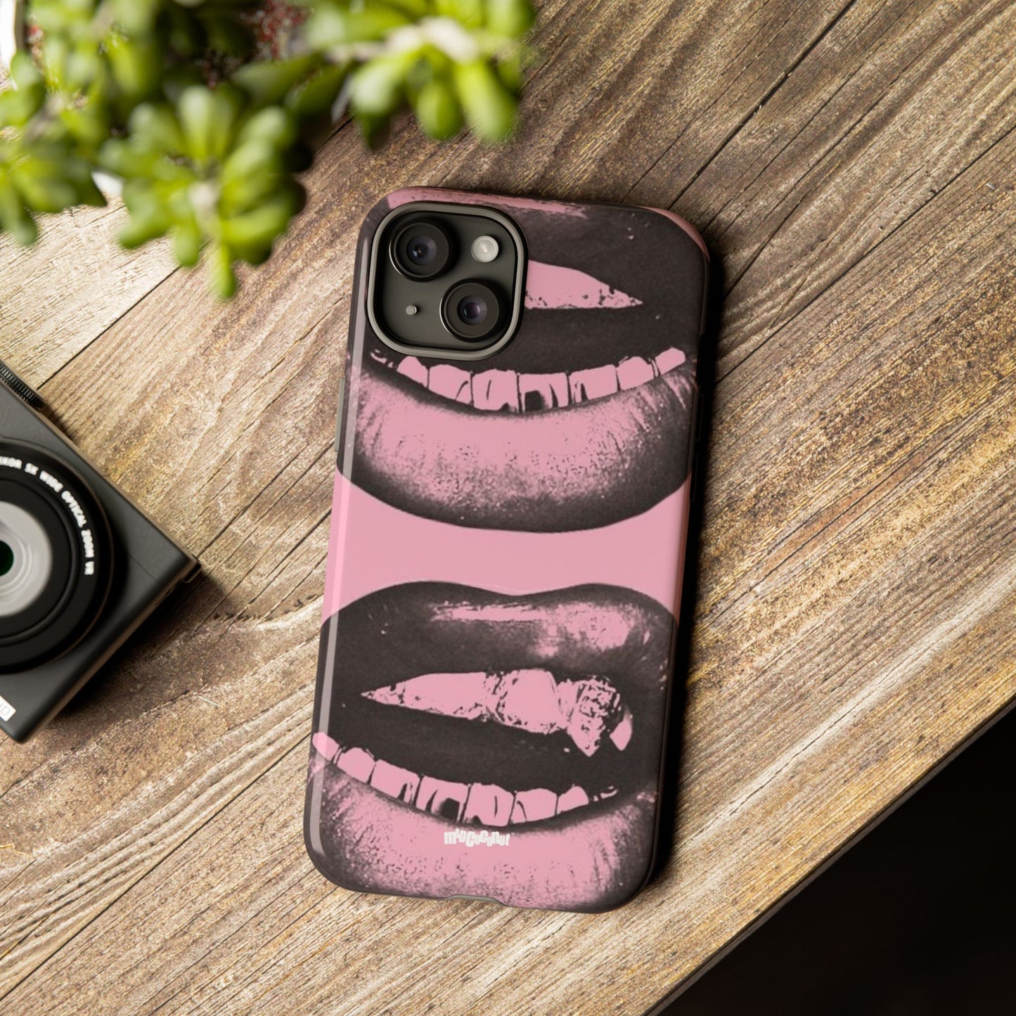 Don't Touch Me, I Bite