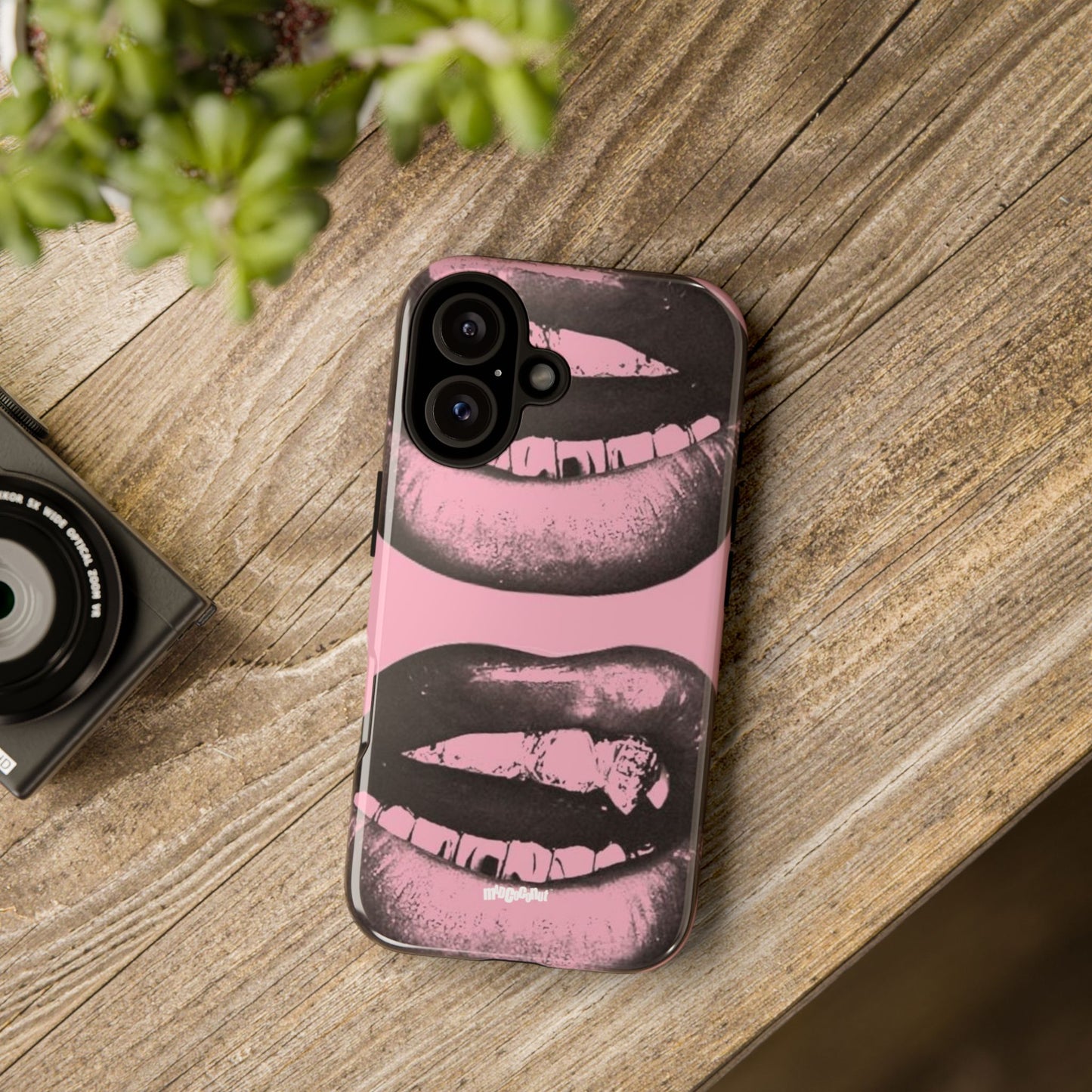 Don't Touch Me, I Bite