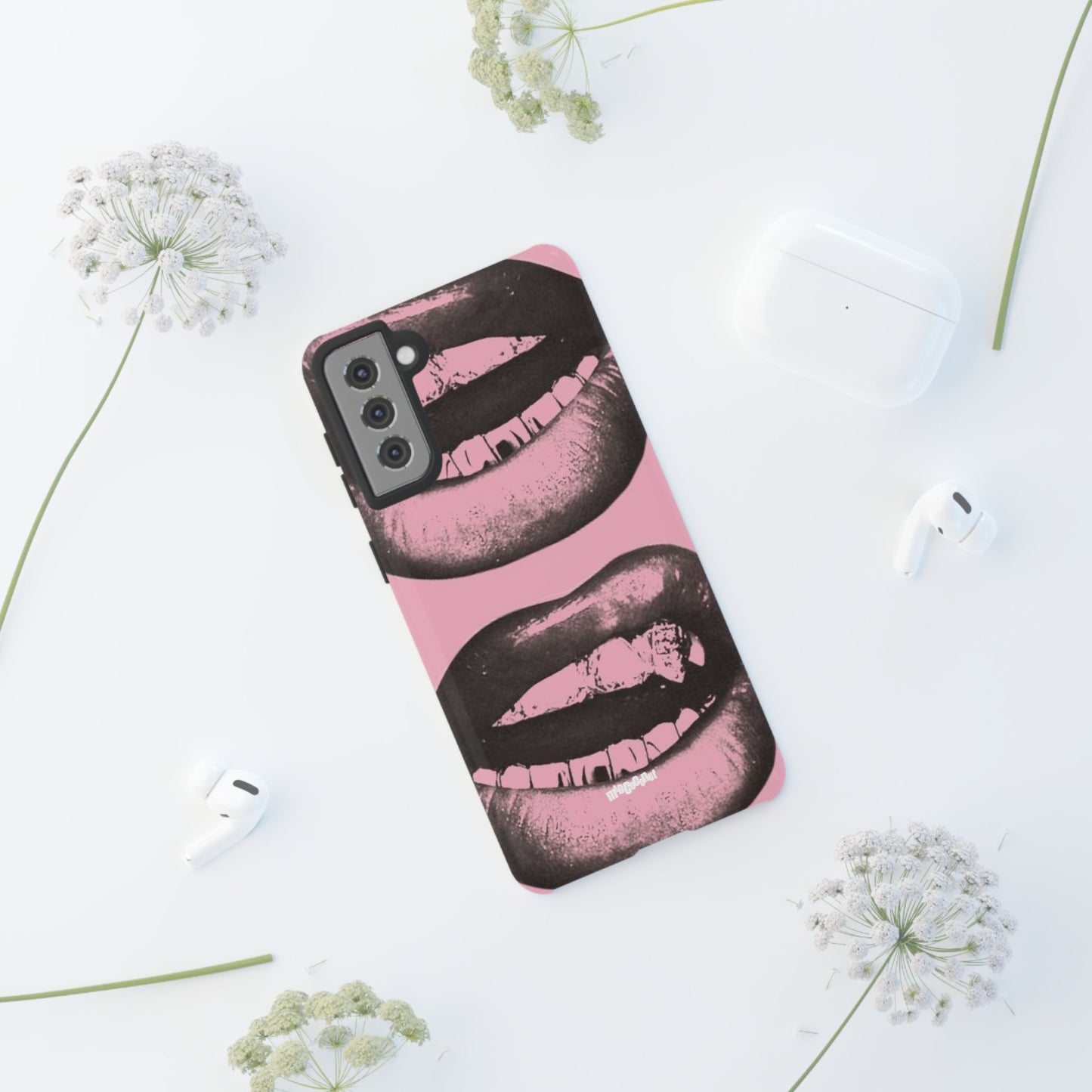 Don't Touch Me, I Bite