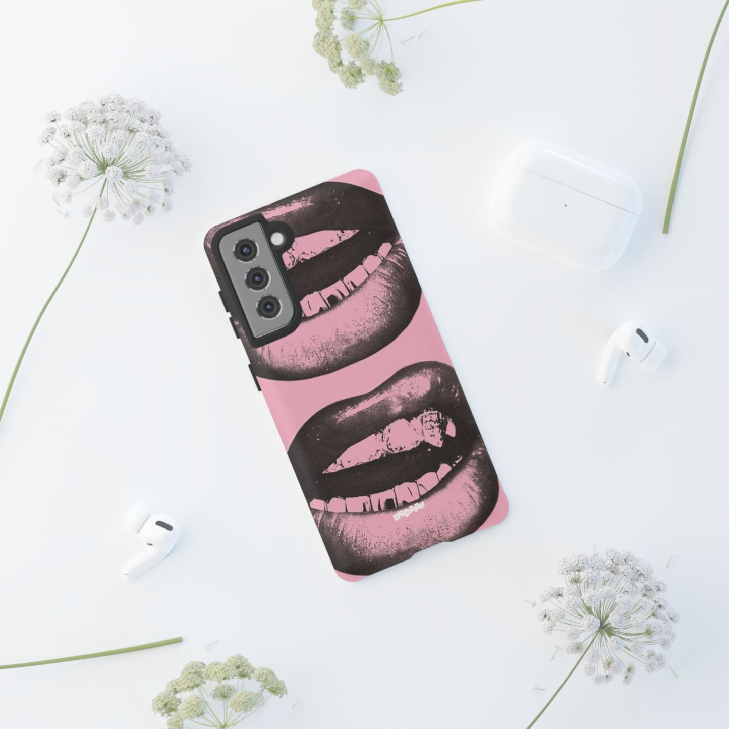 Don't Touch Me, I Bite